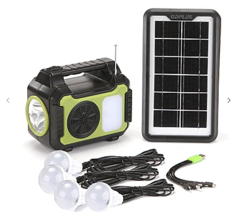 Kit solar GD-8072 dotat cu dispozitive USB cu 4 becuri si Radio HA