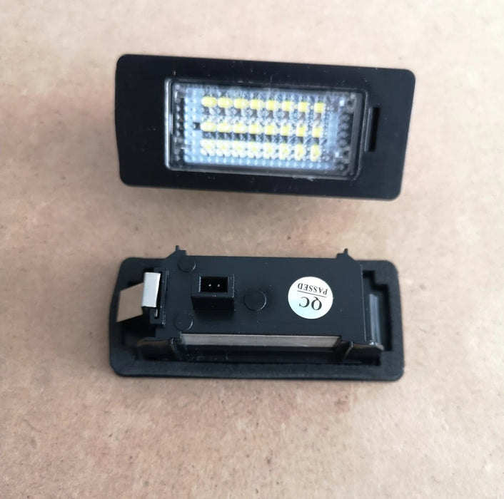 Set 2 lampi LED pentru numar auto, compatibil Audi si VW, fara eroare de bec ars, lumina alb-rece